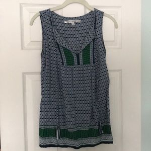 Sleeveless blouse